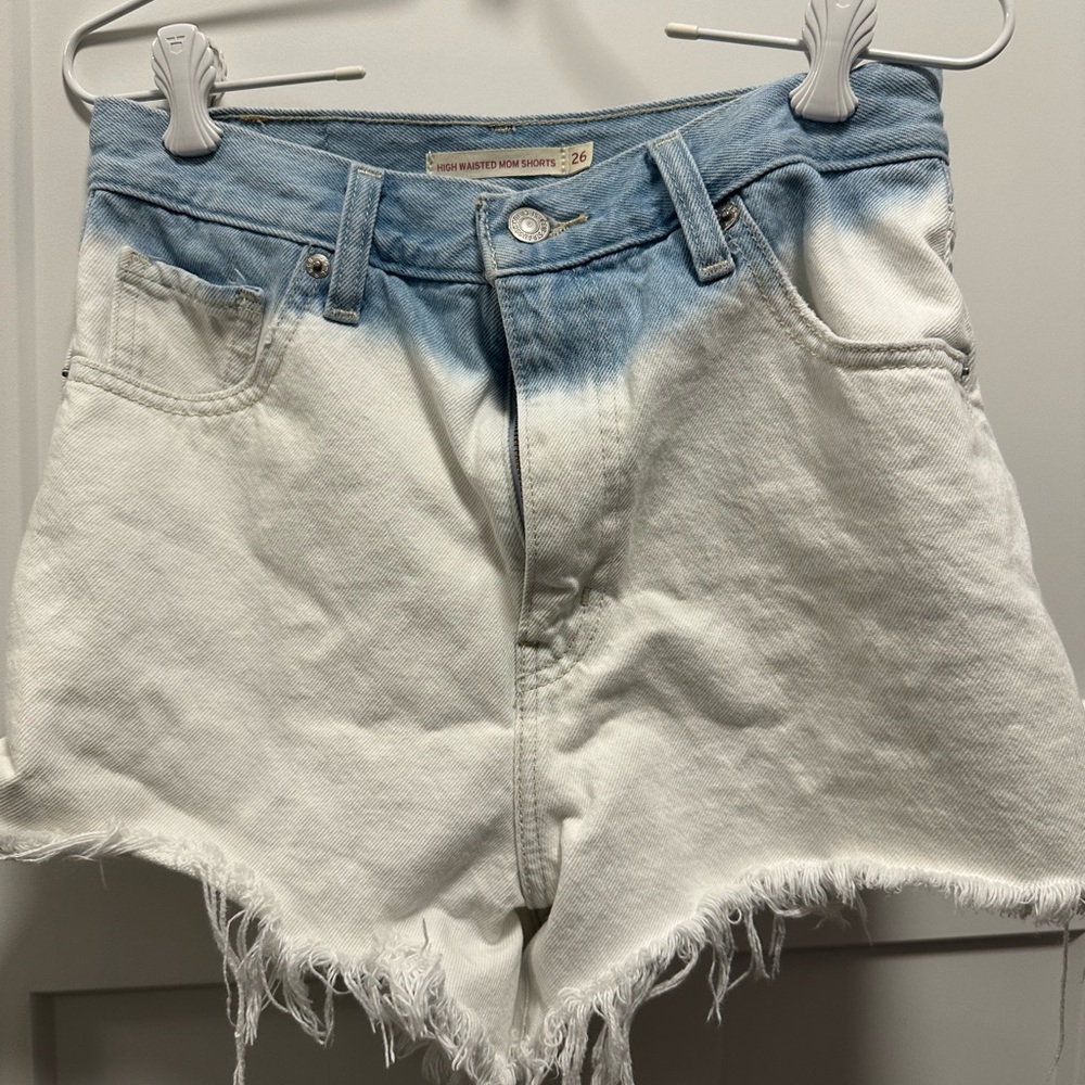 Levi shorts